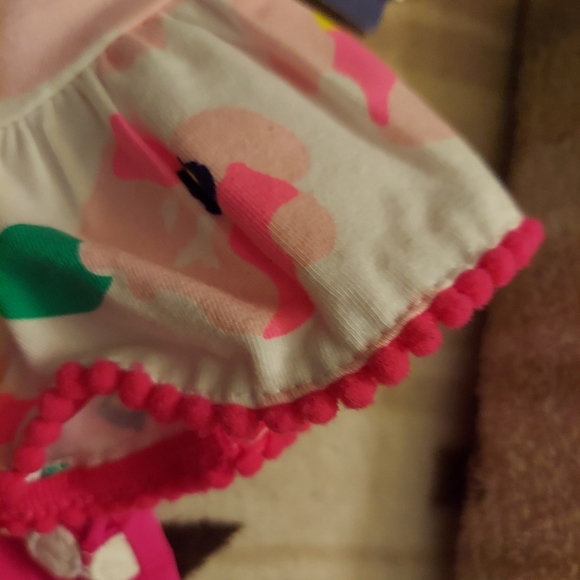 Girl's Crown and Ivy short set - Picture 3 of 8